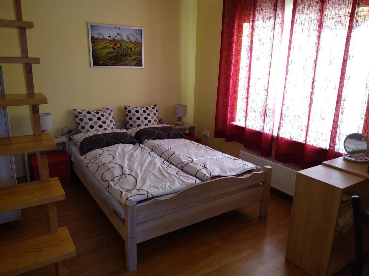 Apartment Apartamentai Geguciu Gatveje